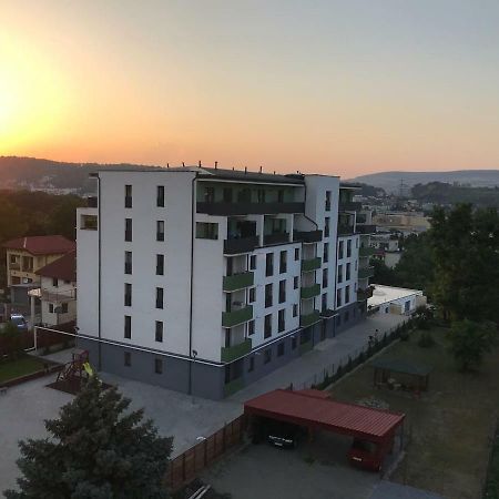 Beautiful Studio Near The Center Of Cluj Ngoại thất bức ảnh