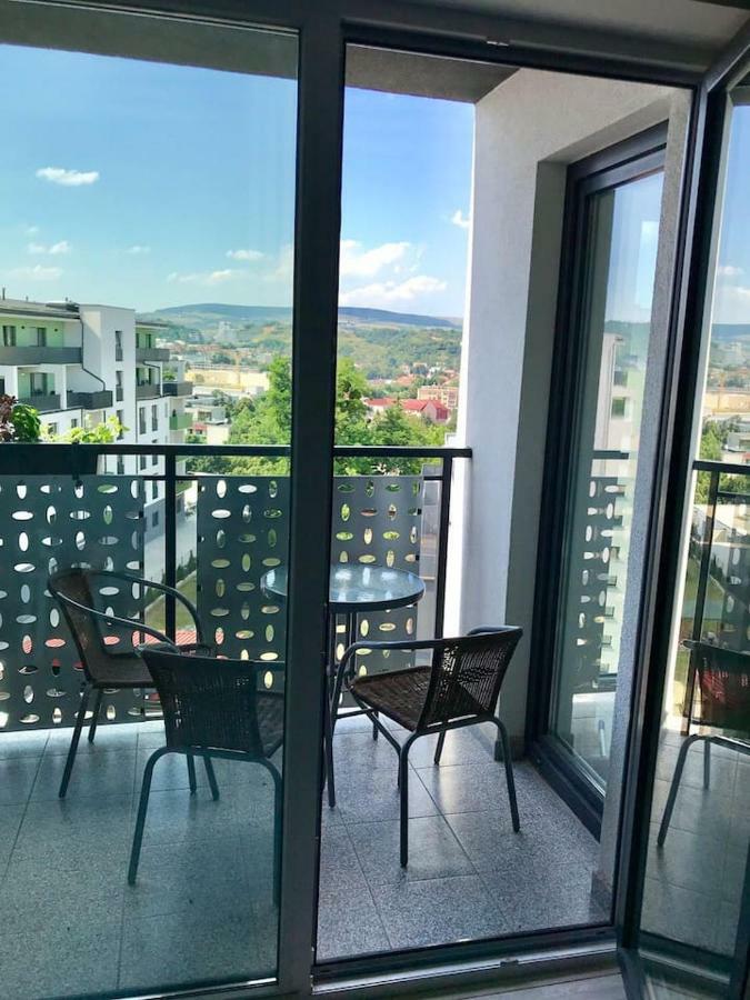 Beautiful Studio Near The Center Of Cluj Ngoại thất bức ảnh